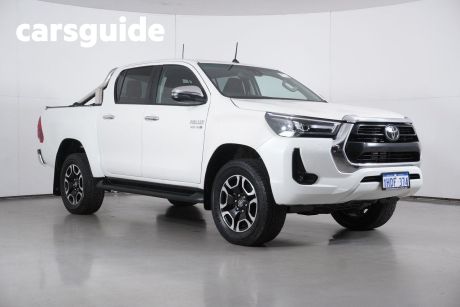 White 2020 Toyota Hilux Double Cab Chassis SR5 (4X4)