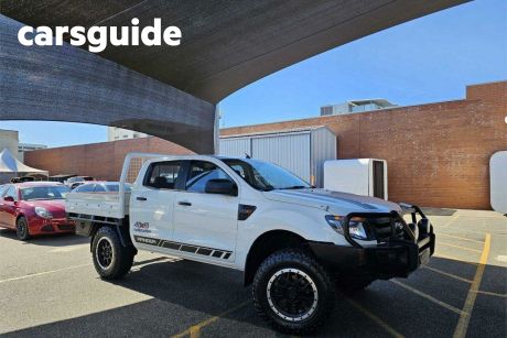 White 2013 Ford Ranger Crew Cab Chassis XL 2.2 (4X4)