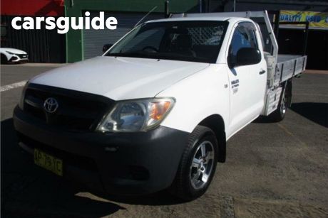 White 2007 Toyota Hilux Cab Chassis Workmate
