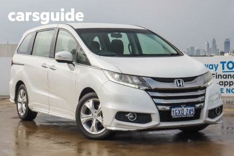 White 2019 Honda Odyssey Wagon VTI