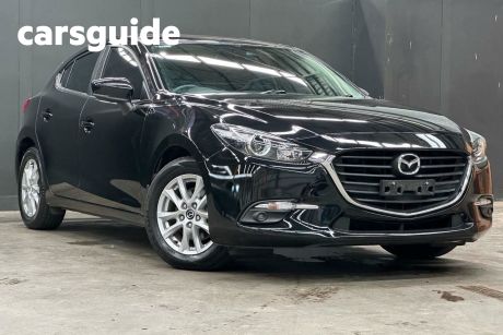 Black 2018 Mazda 3 Hatchback Touring (5YR)