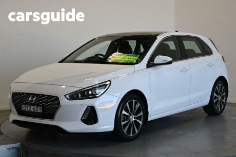 White 2017 Hyundai I30 Hatchback Premium