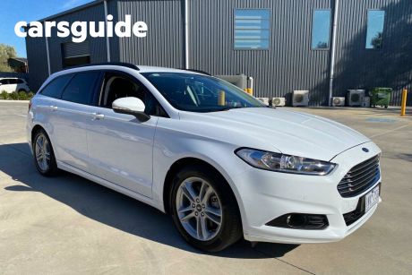 White 2018 Ford Mondeo Wagon Ambiente