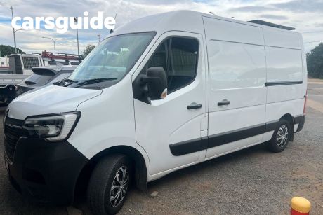 White 2022 Renault Master Commercial Pro Mid Roof MWB AMT 110kW