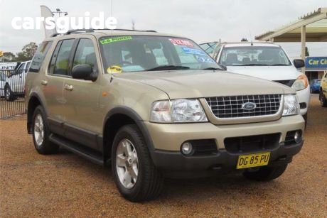 Gold 2003 Ford Explorer Wagon Limited (4X4)