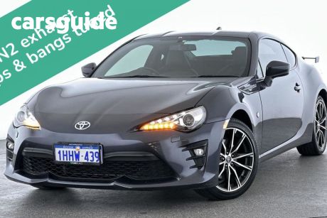 Grey 2016 Toyota 86 Coupe GTS