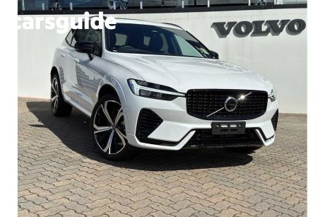 White 2023 Volvo XC60 Wagon Recharge Ultimate T8 AWD Plug-In Hybrid
