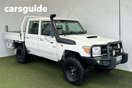 White 2013 Toyota Landcruiser Double Cab Chassis Workmate (4X4)