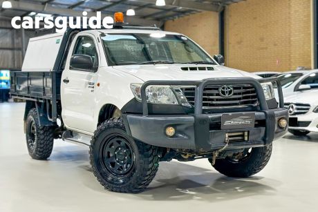 White 2014 Toyota Hilux Cab Chassis SR