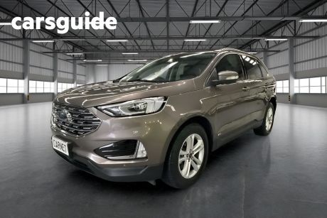 Gold 2018 Ford Endura Wagon Trend (awd)