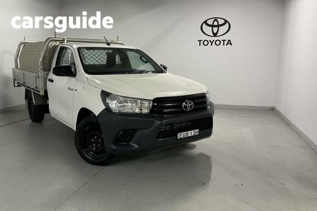 White 2019 Toyota Hilux Ute Tray Workmate