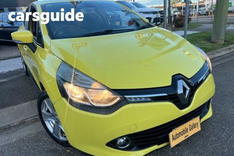 Yellow 2014 Renault Clio Hatch Expression