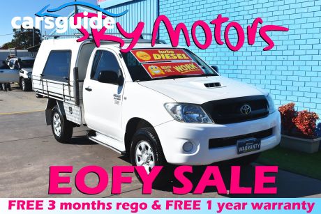 White 2009 Toyota Hilux Cab Chassis SR (4X4)