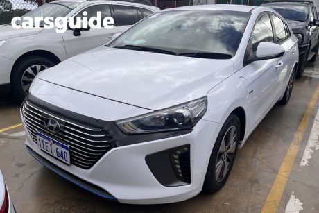 White 2019 Hyundai Ioniq Hatchback Plug-IN Hybrid Elite
