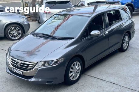 Grey 2012 Honda Odyssey Wagon
