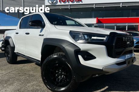 White 2024 Toyota Hilux Double Cab Pick Up GR-Sport (4X4)