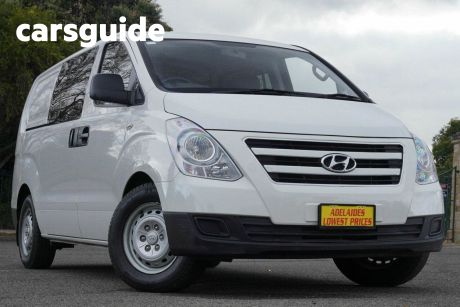 White 2016 Hyundai Iload Van