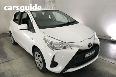 White 2018 Toyota Yaris Hatchback Ascent