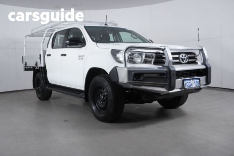 White 2018 Toyota Hilux Dual Cab Chassis SR (4X4)