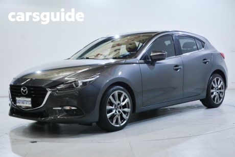 Grey 2017 Mazda 3 Hatchback SP25 GT