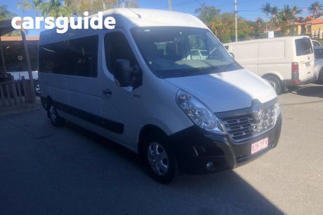 White 2017 Renault Master Commercial Mid Roof LWB AMT
