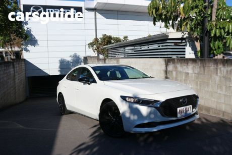 White 2024 Mazda Mazda3 Sedan G25 Evolve SP