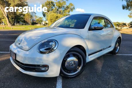 White 2016 Volkswagen Beetle Hatchback
