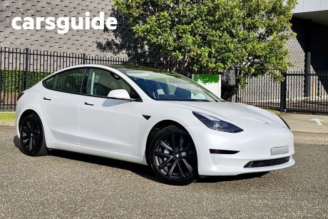 White 2021 Tesla Model 3 Sedan Long Range AWD