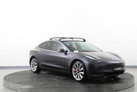 Silver 2019 Tesla Model 3 Sedan Performance