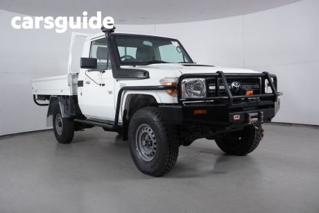 White 2015 Toyota Landcruiser Cab Chassis Workmate (4X4)
