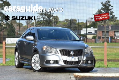 Silver 2014 Suzuki Kizashi Sedan Sport AWD