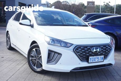 White 2020 Hyundai Ioniq OtherCar Plug-in Fastback DCT Premium