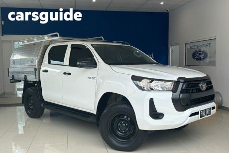 White 2022 Toyota Hilux Double Cab Chassis Workmate (4X4)