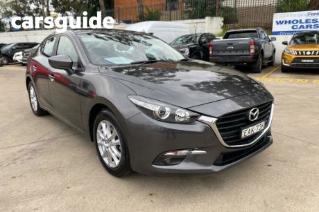 Grey 2018 Mazda 3 Sedan Maxx Sport