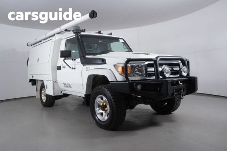 White 2017 Toyota Landcruiser Cab Chassis GXL (4X4)