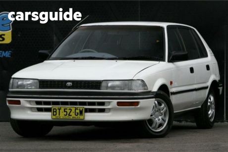 White 1991 Toyota Corolla Hatch CSi