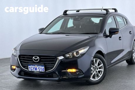 Blue 2018 Mazda 3 Hatchback Touring