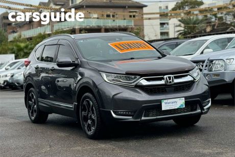 Grey 2017 Honda CR-V Wagon VTI-LX (awd)