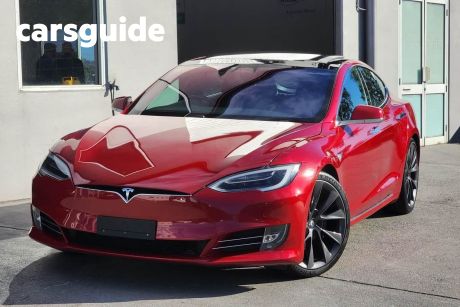 Red 2018 Tesla Model S Hatchback 75D
