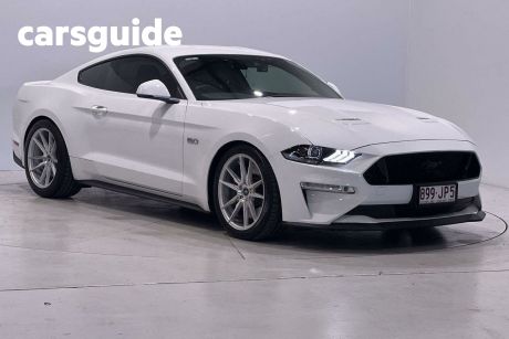 White 2018 Ford Mustang Coupe GT