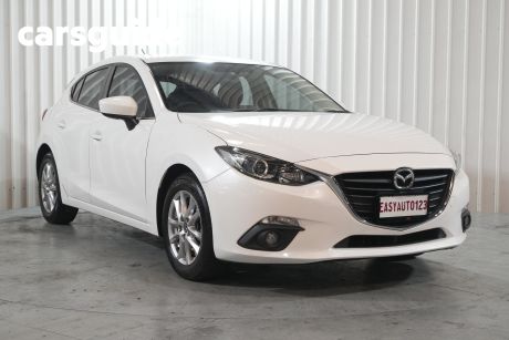 White 2015 Mazda 3 Hatchback Touring
