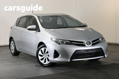 Silver 2014 Toyota Corolla Hatchback Ascent