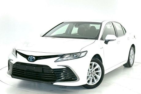 White 2023 Toyota Camry Sedan Ascent Hybrid