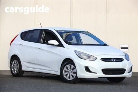 White 2016 Hyundai Accent Hatchback Active