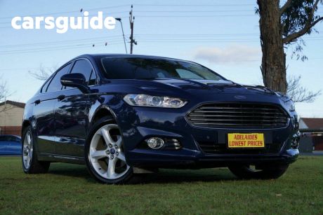 Blue 2017 Ford Mondeo Hatch Trend