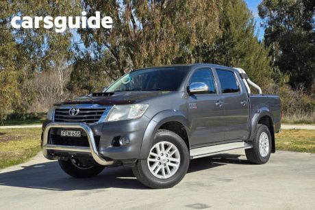 Grey 2013 Toyota Hilux Ute Tray SR5 4x4 Double-Cab Pickup