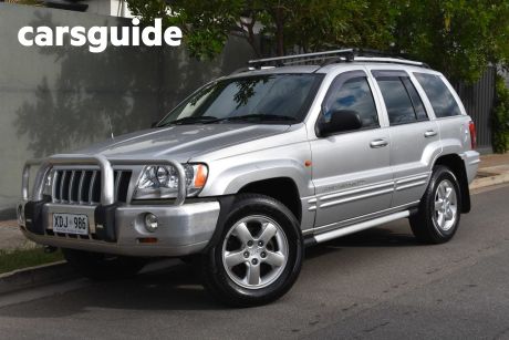 Silver 2004 Jeep Grand Cherokee Wagon Limited Vision Series