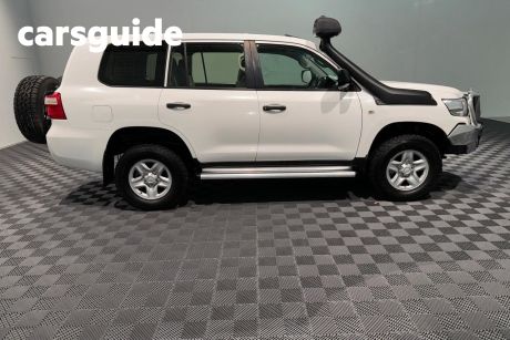 White 2018 Toyota Landcruiser Wagon GX (4X4)