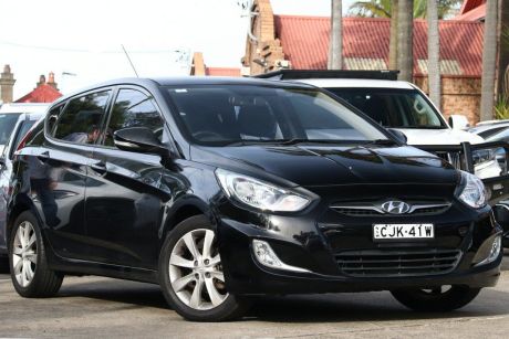 2012 Hyundai Accent Hatchback Active