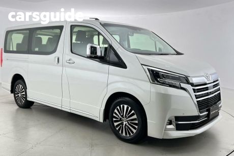 White 2019 Toyota Granvia Wagon VX (8 Seats)